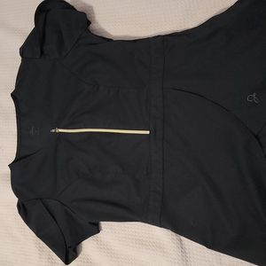 Jaanuu Tulip scrub top